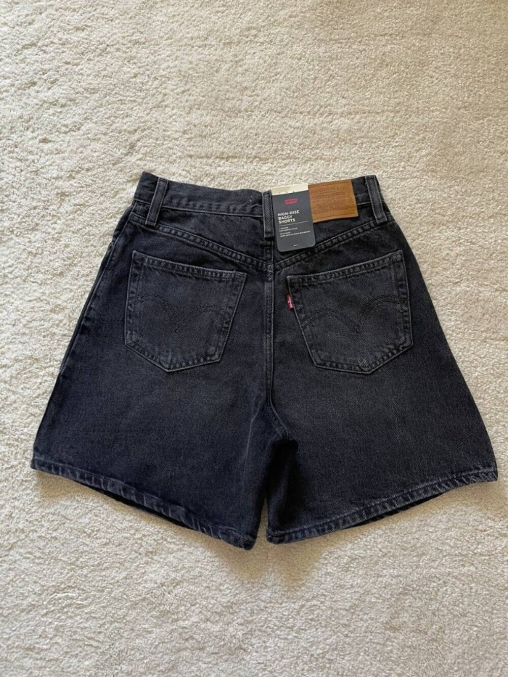 NWT Premium Levi's High Rise Baggy Shorts Black Wash Size 25 - Picture 5 of 11